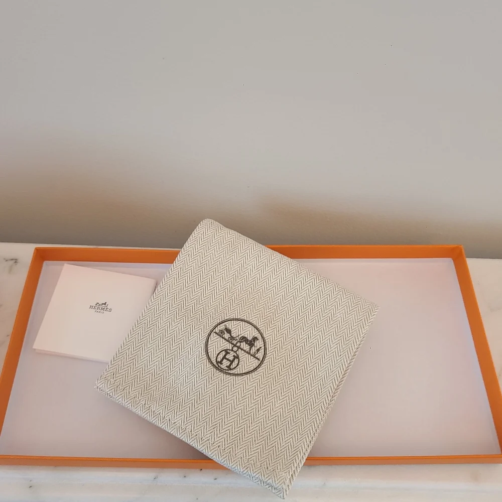4 HERMES BOXES 💯 Authentic, 2 Cloth Bags - Picture 6 of 12